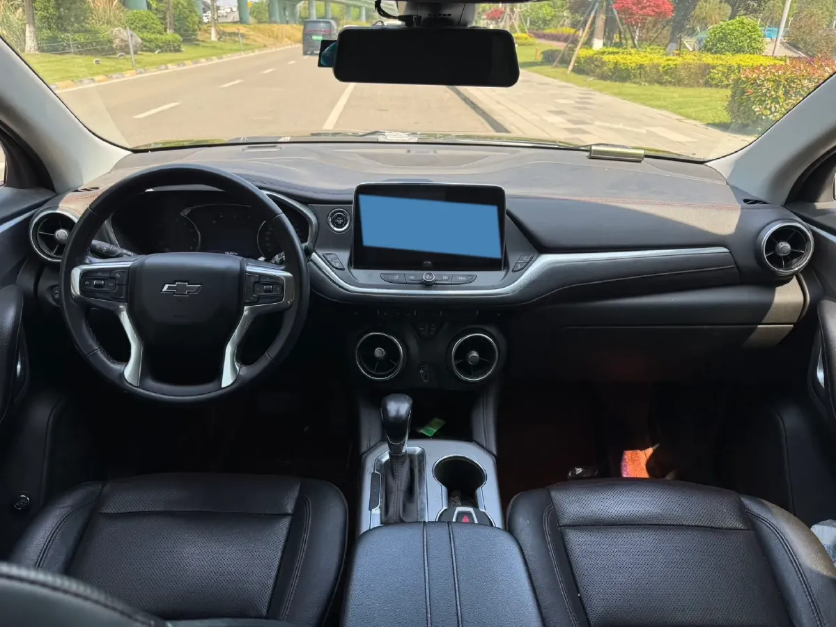 2020 Chevrolet Blazer 2.0T 237HP L4 9AT,autocango,china used car exporter,china ev exporter,chinese used car exporter,chinese used ev exporter