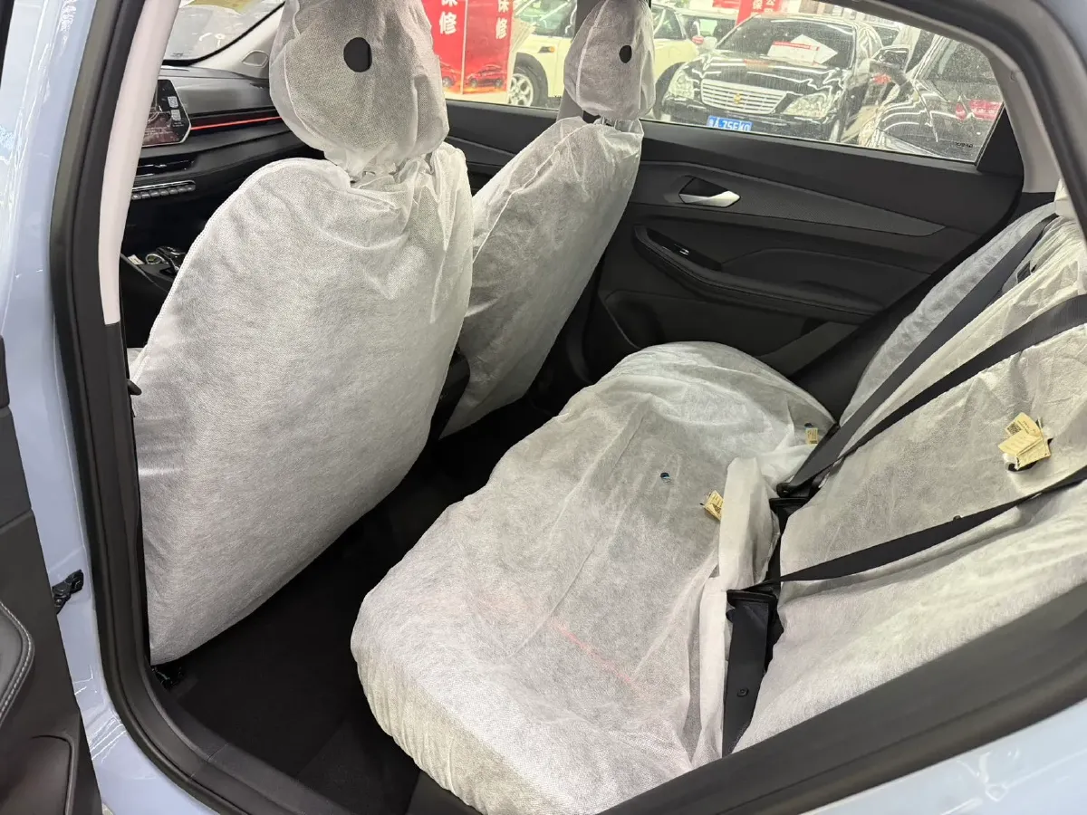 2024 Geely Binray 1.5T 181HP L4 7DCT,autocango,china used car exporter,china ev exporter,chinese used car exporter,chinese used ev exporter