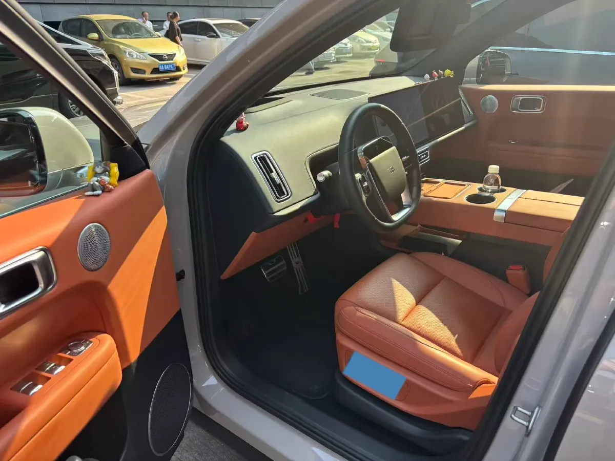 2024 Li L6 Range Extended 154HP L4 REEV 36.8KWH,autocango,china used car exporter,china ev exporter,chinese used car exporter,chinese used ev exporter