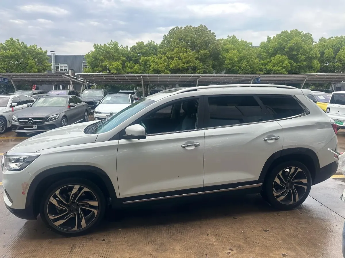 2019 Jetour X90 1.6T 197HP L4 7DCT,autocango,china used car exporter,china ev exporter,chinese used car exporter,chinese used ev exporter