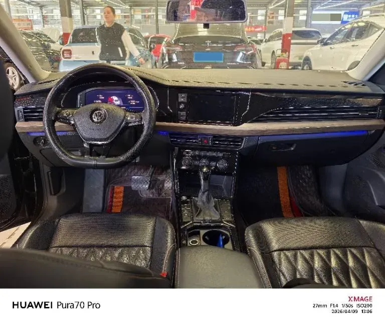 2019 Volvo V40 1.5T 152HP L4 6AT,autocango,china used car exporter,china ev exporter,chinese used car exporter,chinese used ev exporter