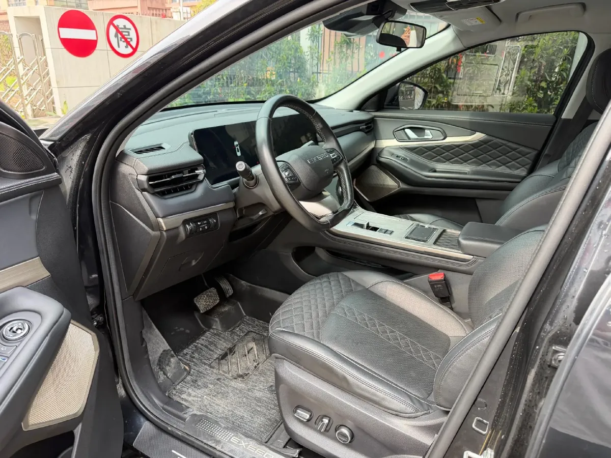 2021 Exceed TXL 1.6T 197HP L4 7DCT,autocango,china used car exporter,china ev exporter,chinese used car exporter,chinese used ev exporter