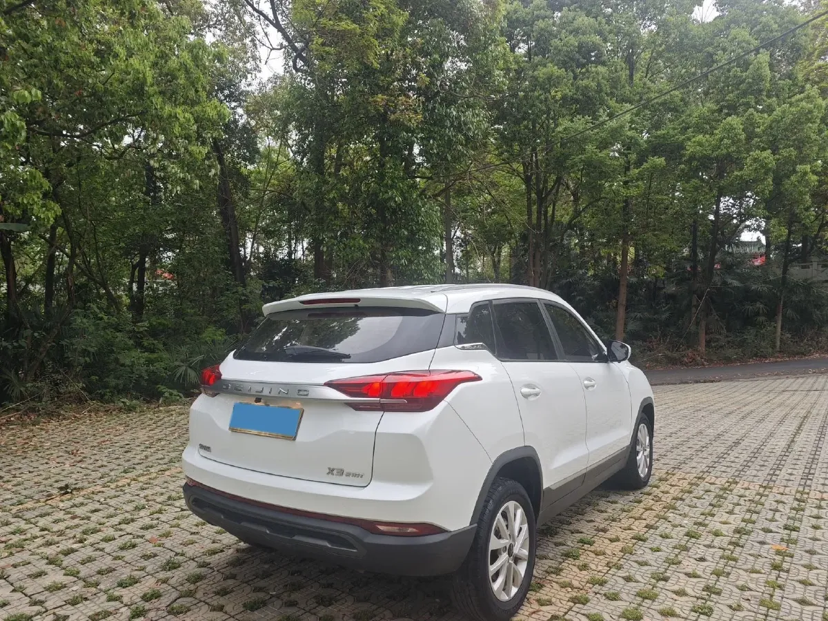 2019 BeiJing Auto X3 1.5T 150HP L4 6MT,autocango,china used car exporter,china ev exporter,chinese used car exporter,chinese used ev exporter