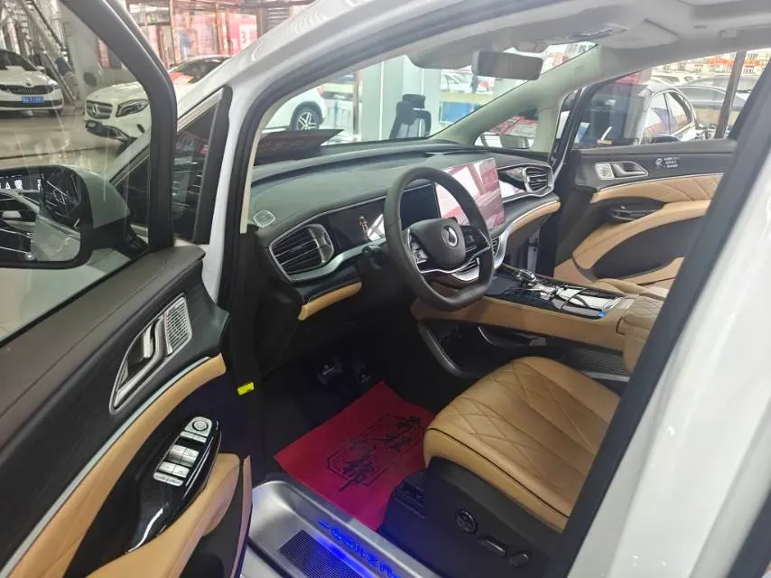 2024 Denza D9 1.5T 139HP L4 E-CVT PHEV 40KWH,autocango,china used car exporter,china ev exporter,chinese used car exporter,chinese used ev exporter