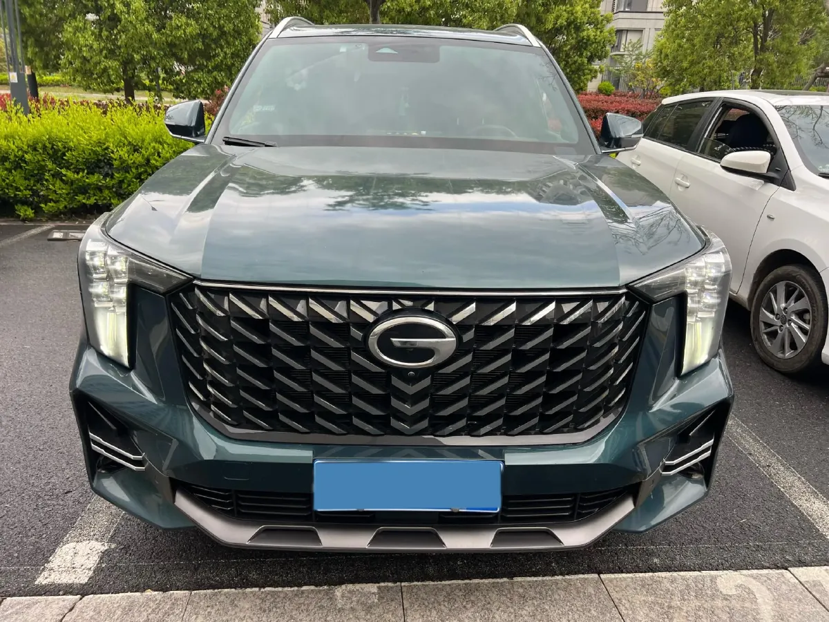 2022 GAC Trumpchi GS8 2.0T 252HP L4 8AT,autocango,china used car exporter,china ev exporter,chinese used car exporter,chinese used ev exporter