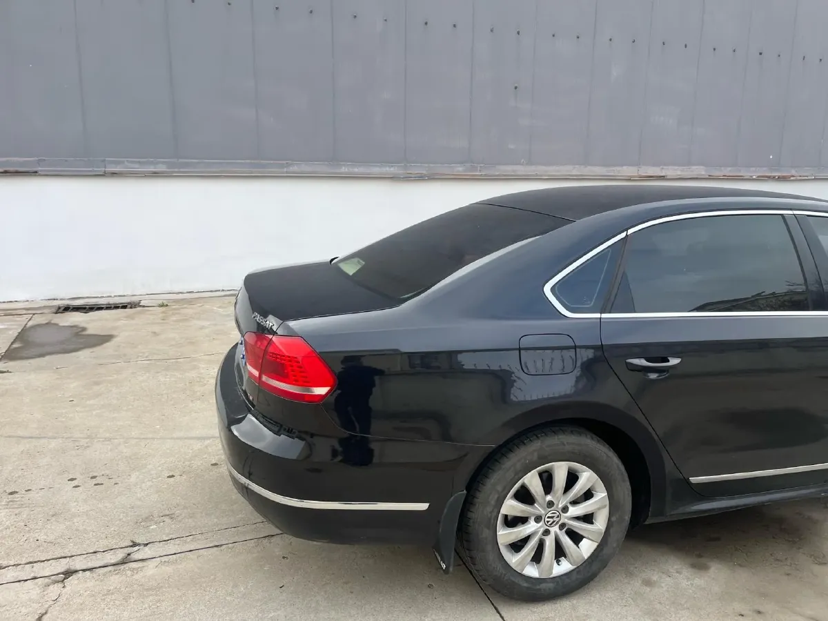 2011 Volkswagen Passat 1.8T 160HP L4 6AT,autocango,china used car exporter,china ev exporter,chinese used car exporter,chinese used ev exporter