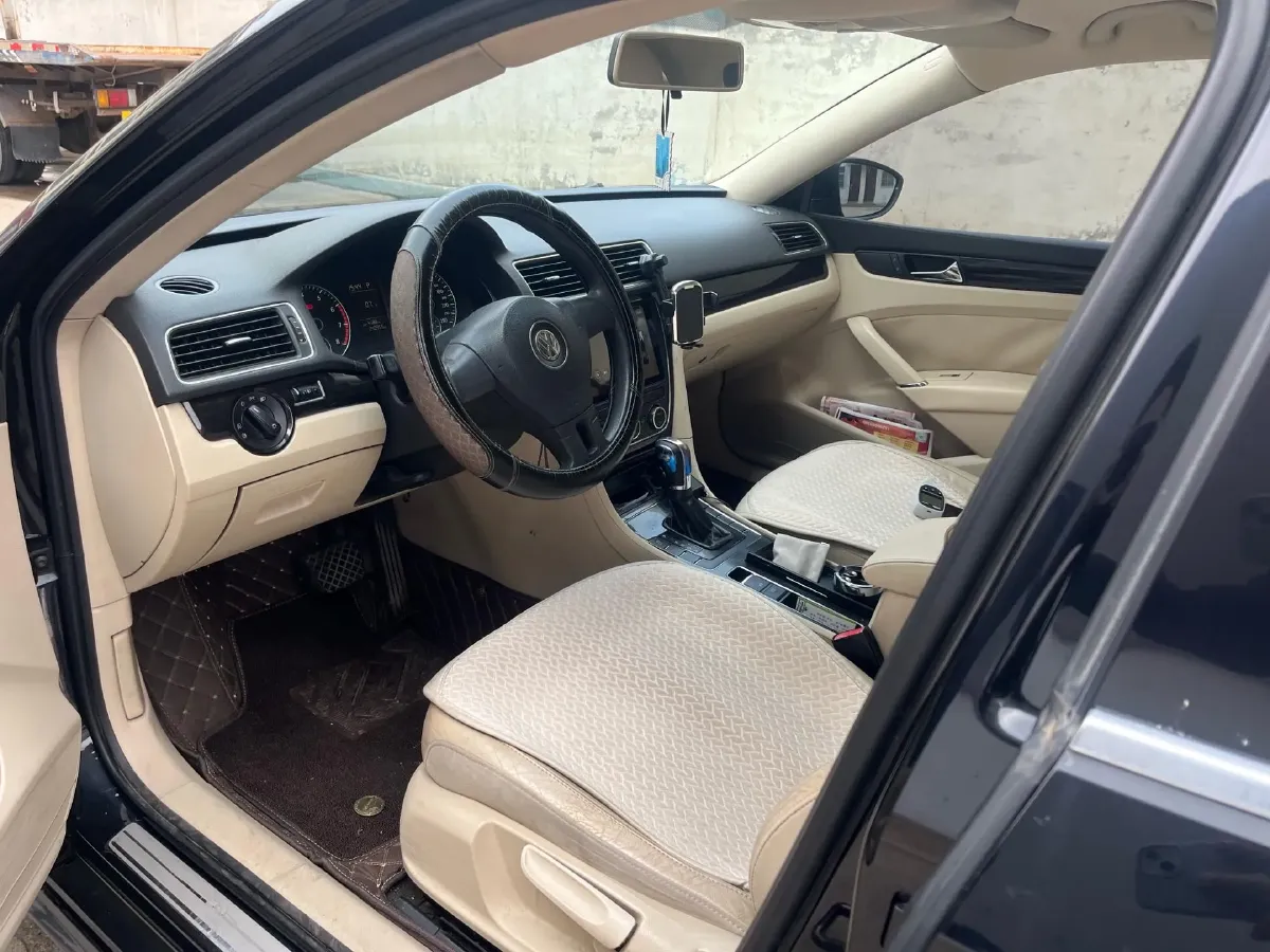 2011 Volkswagen Passat 1.8T 160HP L4 6AT,autocango,china used car exporter,china ev exporter,chinese used car exporter,chinese used ev exporter