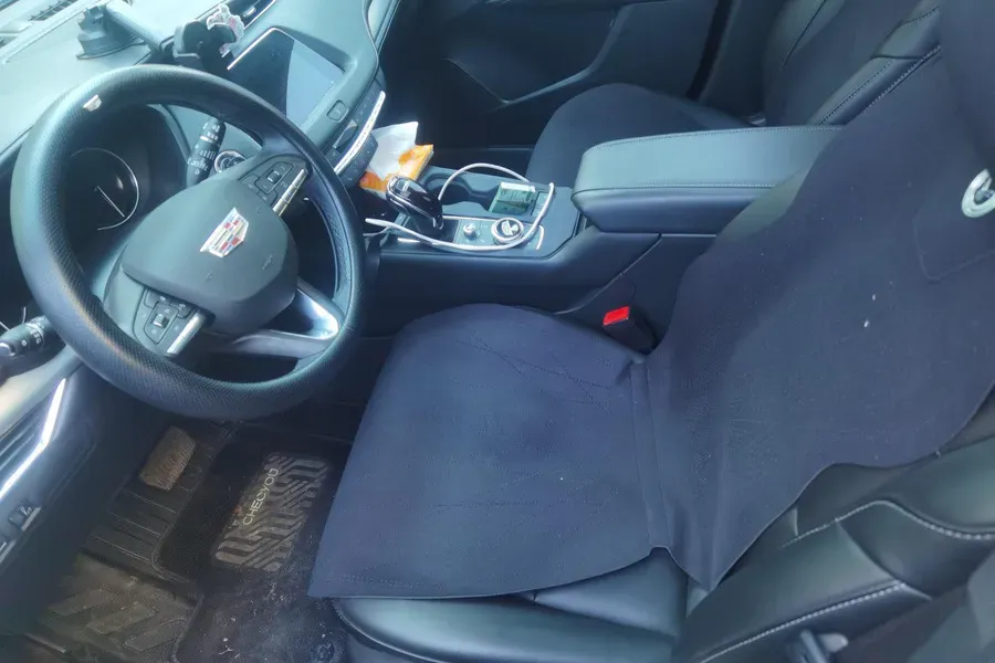 2022 Cadillac XT4 2.0T 237HP L4 9AT,autocango,china used car exporter,china ev exporter,chinese used car exporter,chinese used ev exporter