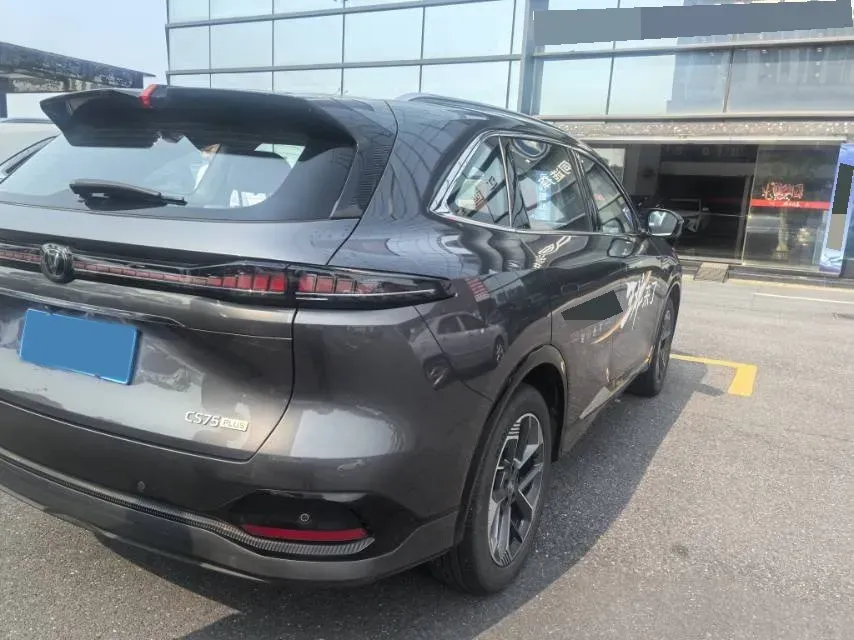 2025 ChangAn CS75 Plus 1.5T 192HP L4 8AT,autocango,china used car exporter,china ev exporter,chinese used car exporter,chinese used ev exporter