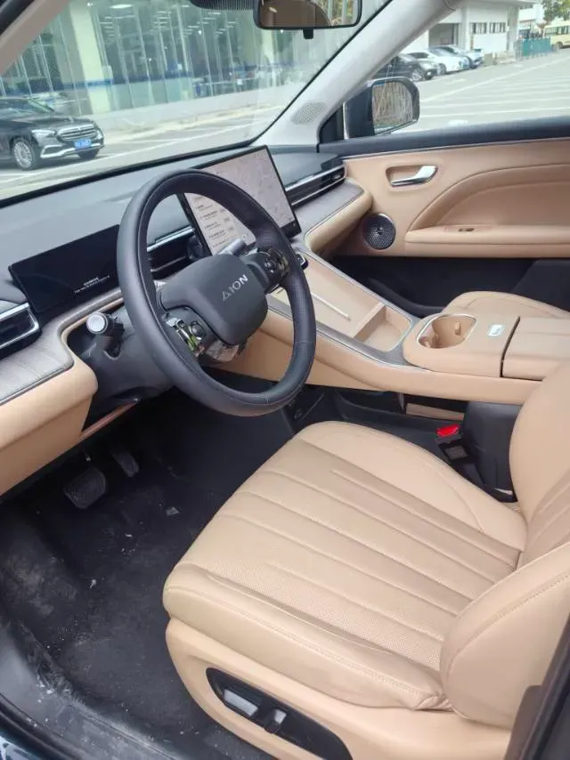 2026 Aion AION i60 REEV 101HP REEV,autocango,china used car exporter,china ev exporter,chinese used car exporter,chinese used ev exporter