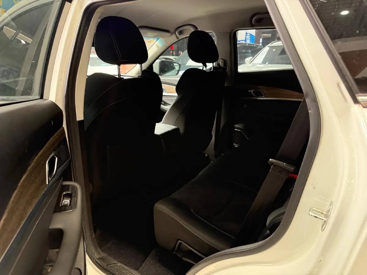 2020 Jetour X70 1.5T 156HP L4 6MT,autocango,china used car exporter,china ev exporter,chinese used car exporter,chinese used ev exporter