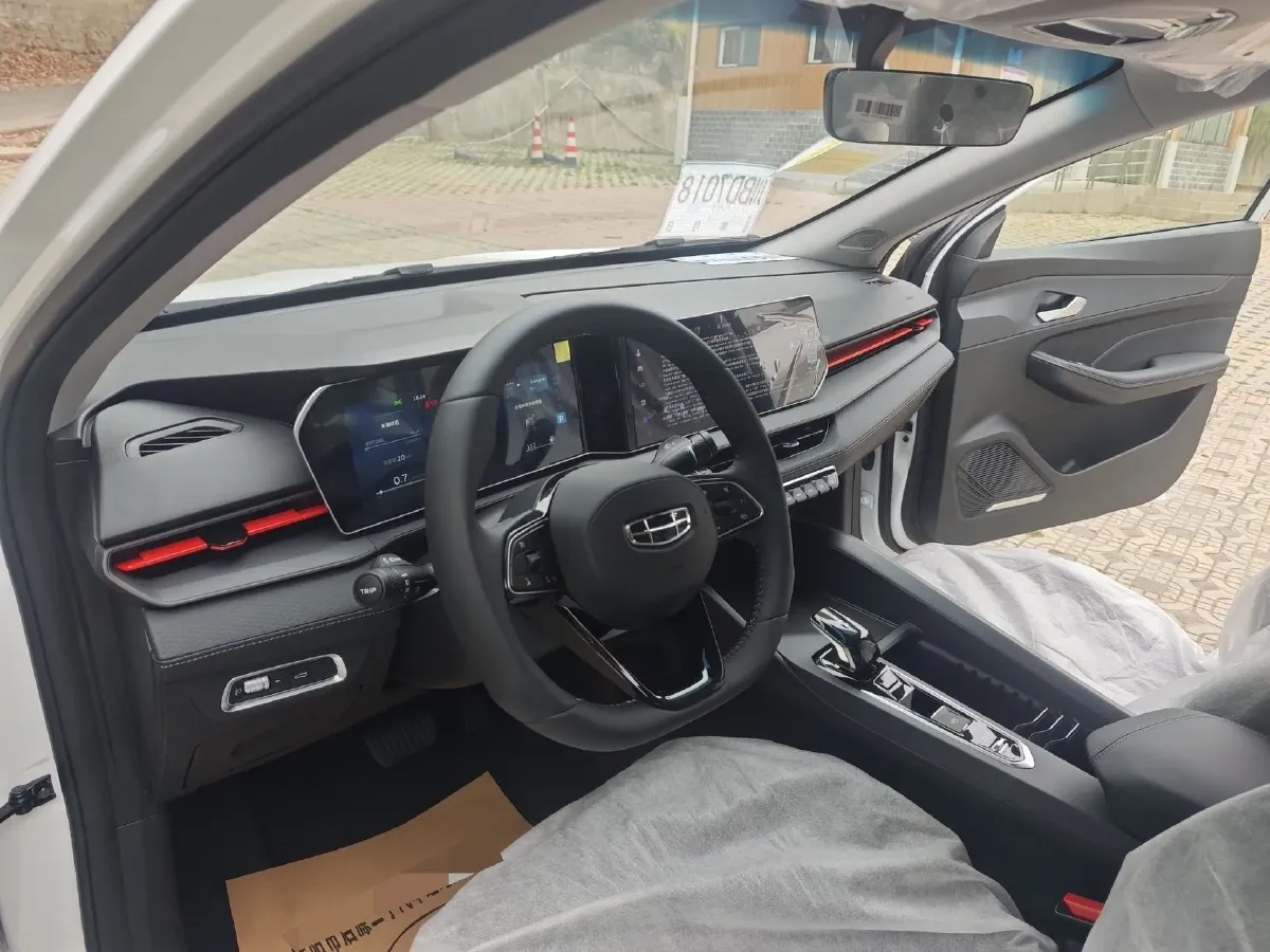 2024 Geely Binray 1.5T 181HP L4 7DCT,autocango,china used car exporter,china ev exporter,chinese used car exporter,chinese used ev exporter