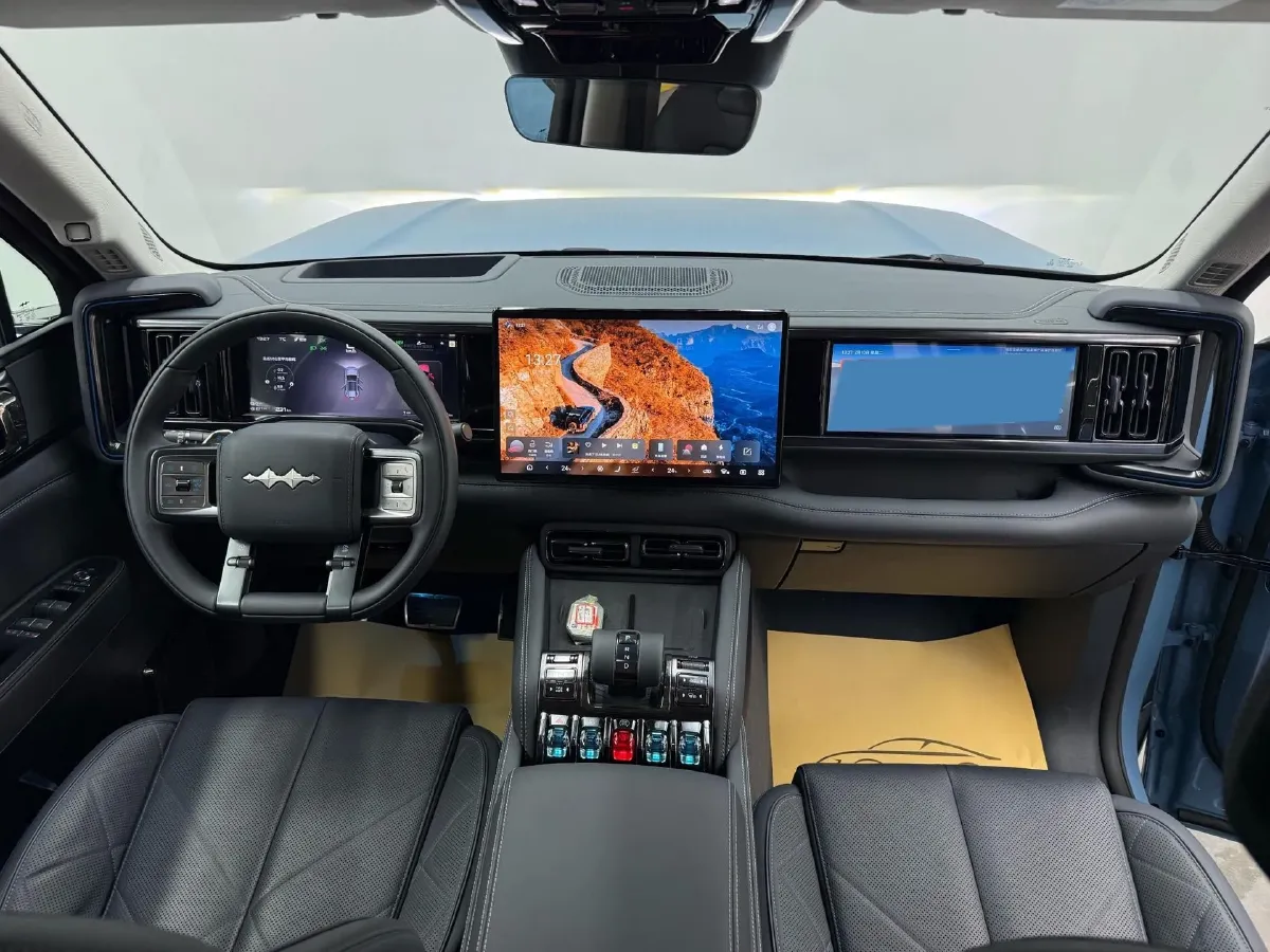 2025 FangChengBao Bao 5 1.5T 194HP L4 E-CVT PHEV 31.8KWH,autocango,china used car exporter,china ev exporter,chinese used car exporter,chinese used ev exporter