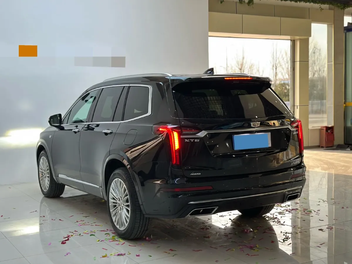 2025 Cadillac XT6 2.0T 237HP L4 9AT,autocango,china used car exporter,china ev exporter,chinese used car exporter,chinese used ev exporter