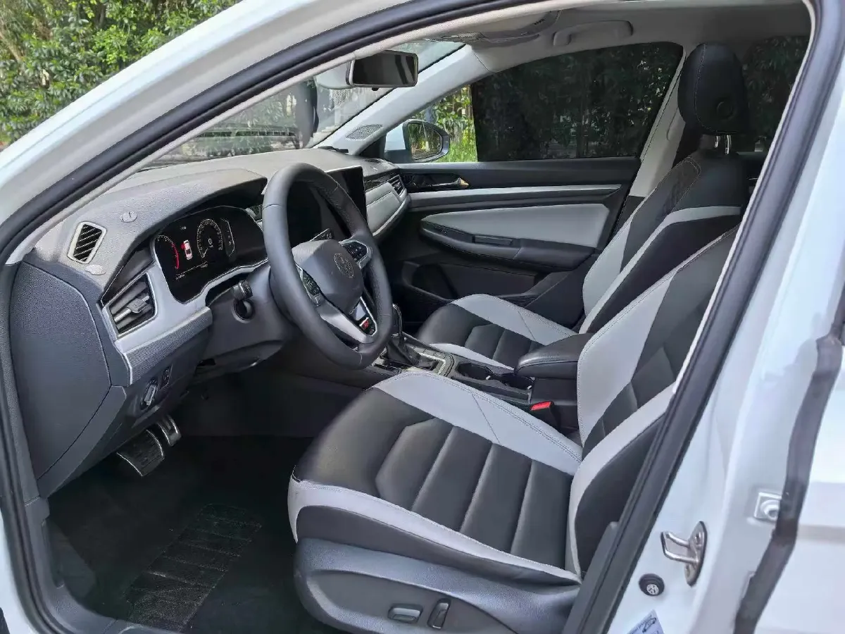 2024 Volkswagen Bora 1.4T 150HP L4 7DCT,autocango,china used car exporter,china ev exporter,chinese used car exporter,chinese used ev exporter