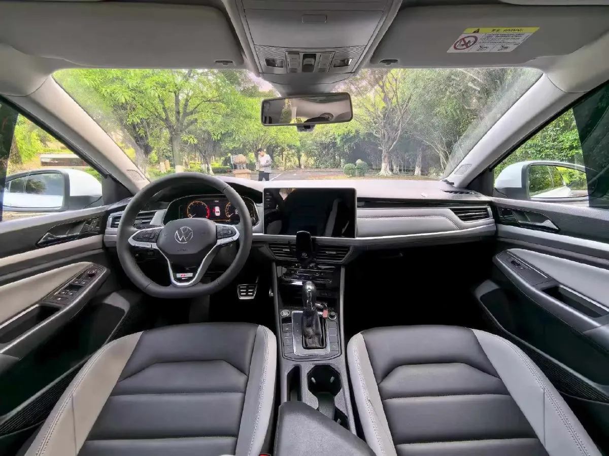 2024 Volkswagen Bora 1.4T 150HP L4 7DCT,autocango,china used car exporter,china ev exporter,chinese used car exporter,chinese used ev exporter