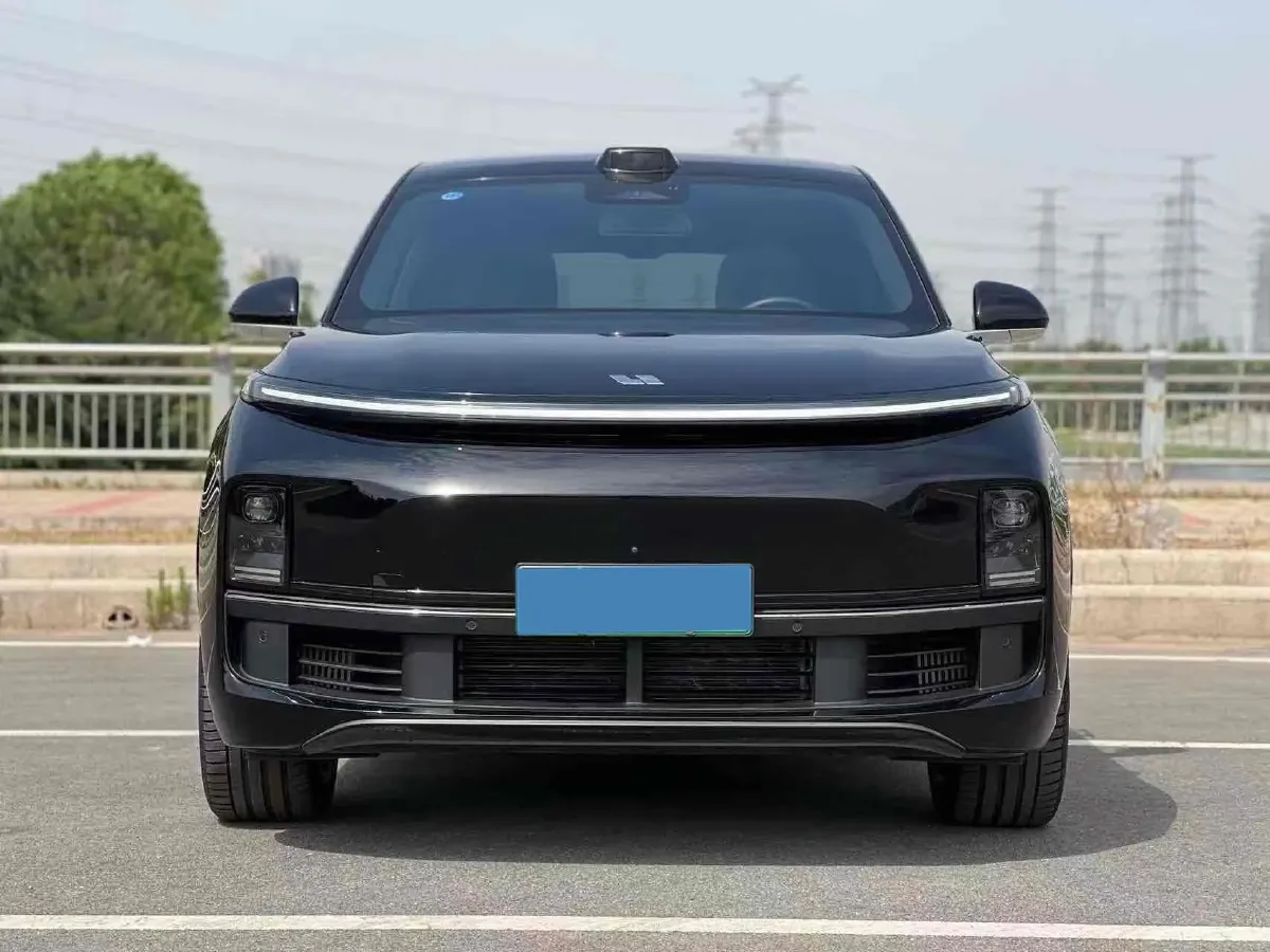 2023 Li L9 Range Extended 154HP REEV 42.6KWH,autocango,china used car exporter,china ev exporter,chinese used car exporter,chinese used ev exporter
