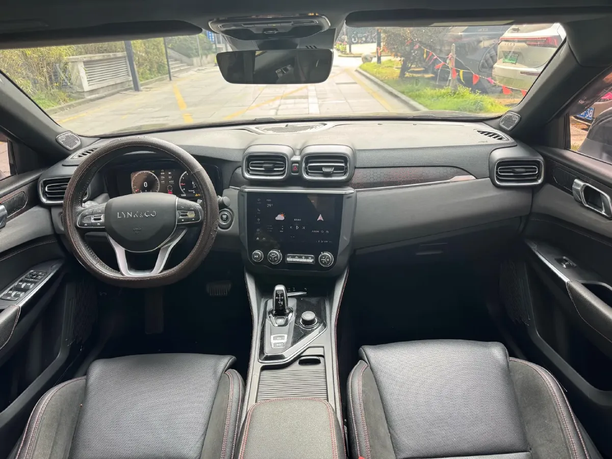 2020 LYNK&CO 03 1.5T 180HP L3 7DCT,autocango,china used car exporter,china ev exporter,chinese used car exporter,chinese used ev exporter