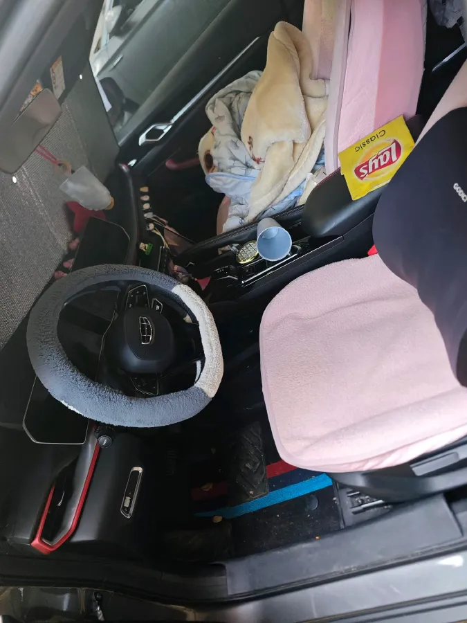 2022 Geely Coolray 1.5T 181HP L4 7DCT,autocango,china used car exporter,china ev exporter,chinese used car exporter,chinese used ev exporter