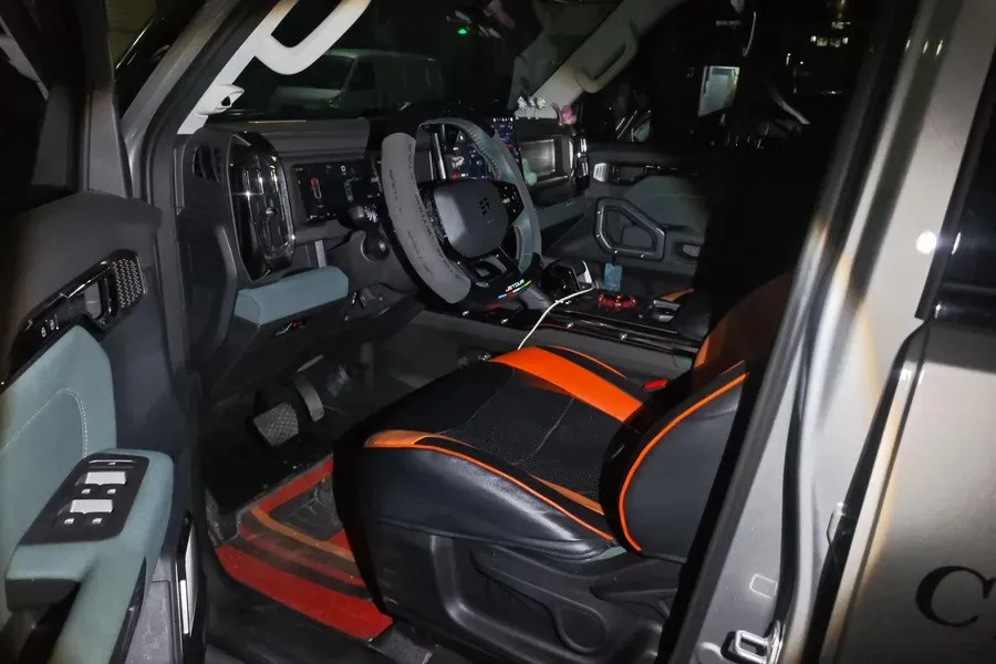 2023 Jetour Traveller 1.5T 184HP L4 7DCT,autocango,china used car exporter,china ev exporter,chinese used car exporter,chinese used ev exporter