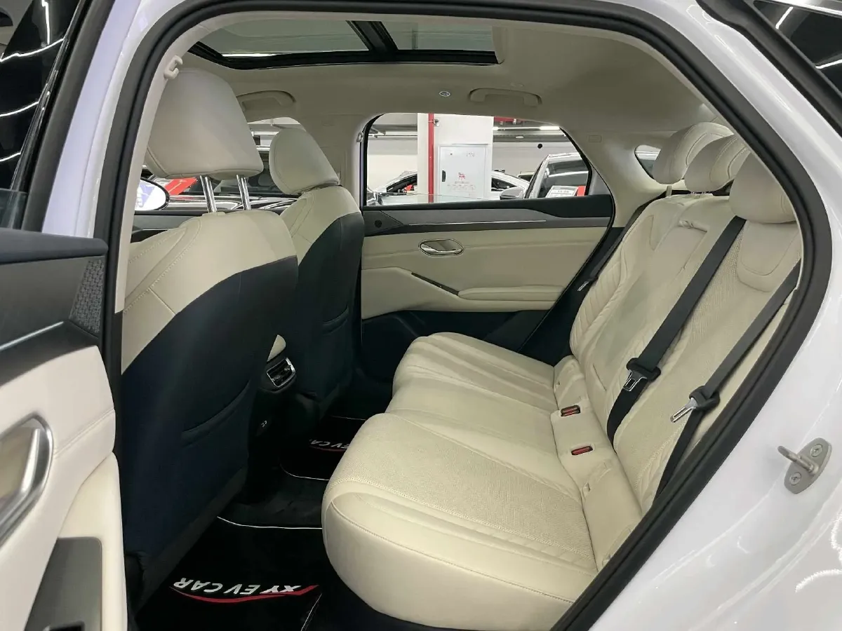 2025 BYD QinL BEV,autocango,china used car exporter,china ev exporter,chinese used car exporter,chinese used ev exporter