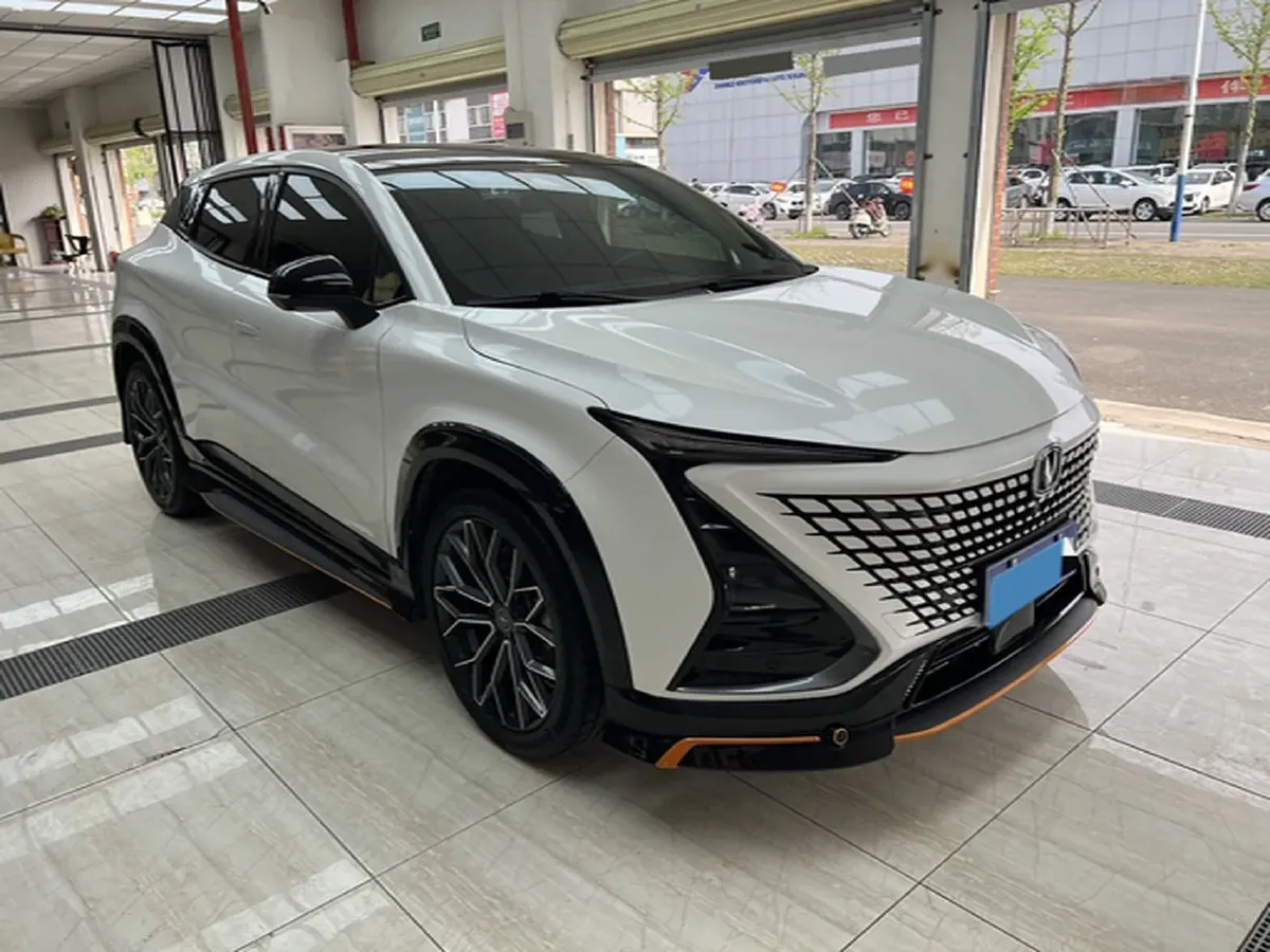 2022 ChangAn UNI-T 1.5T 188HP L4 7DCT,autocango,china used car exporter,china ev exporter,chinese used car exporter,chinese used ev exporter