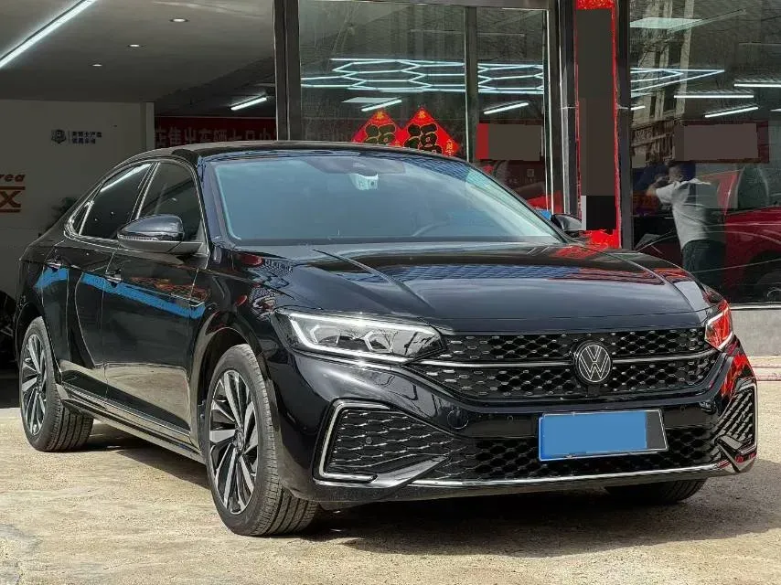 2022 Xpeng P7 BEV 60.2KWH,autocango,china used car exporter,china ev exporter,chinese used car exporter,chinese used ev exporter