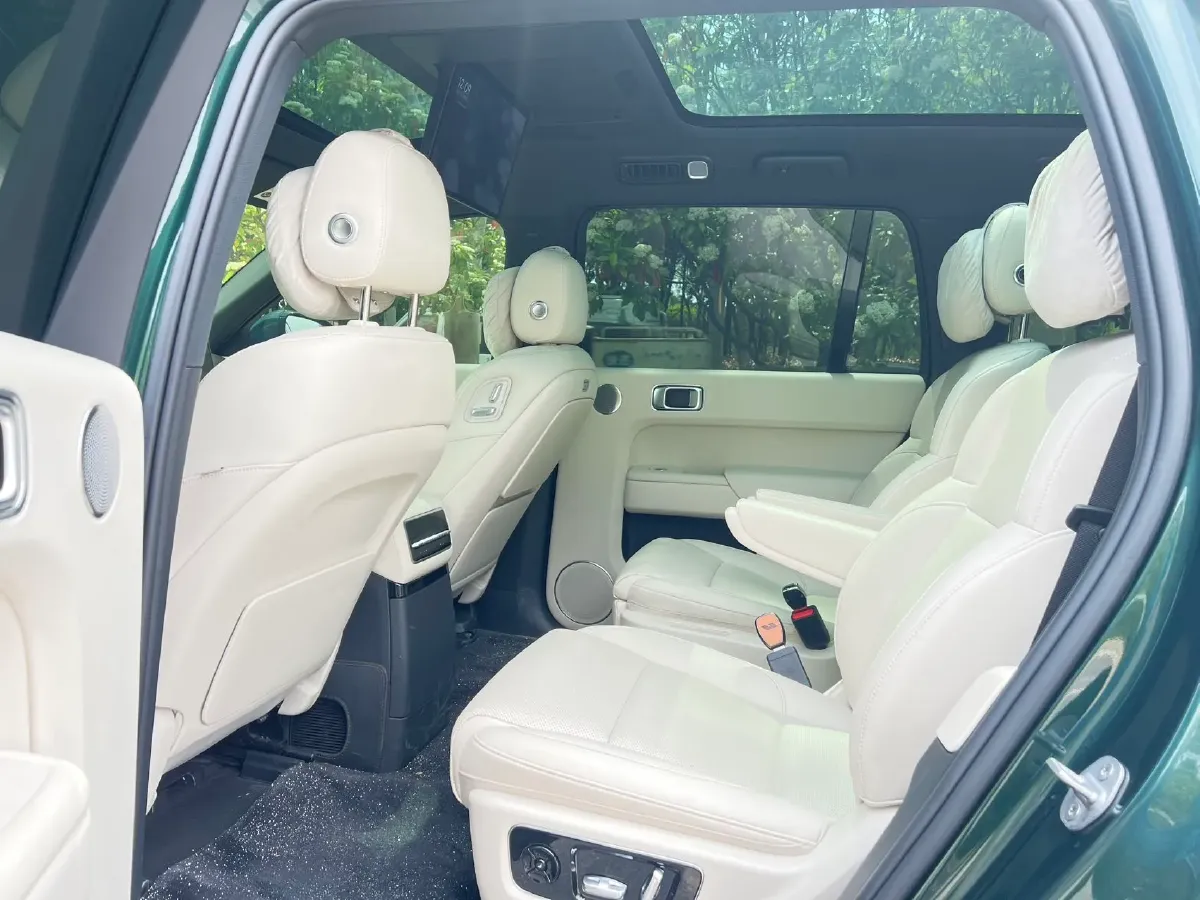 2022 Li L9 Range Extended 154HP REEV 42.6KWH,autocango,china used car exporter,china ev exporter,chinese used car exporter,chinese used ev exporter