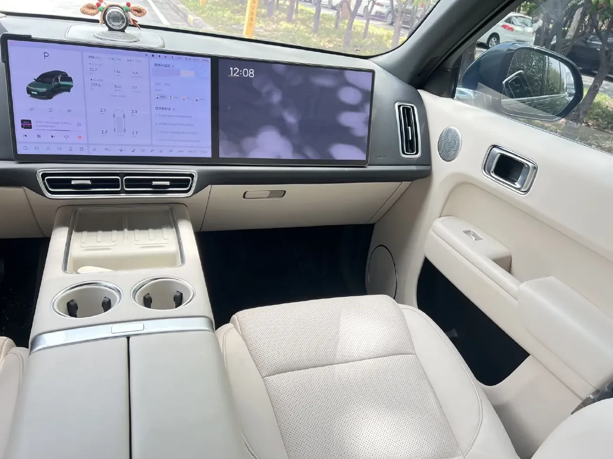 2022 Li L9 Range Extended 154HP REEV 42.6KWH,autocango,china used car exporter,china ev exporter,chinese used car exporter,chinese used ev exporter