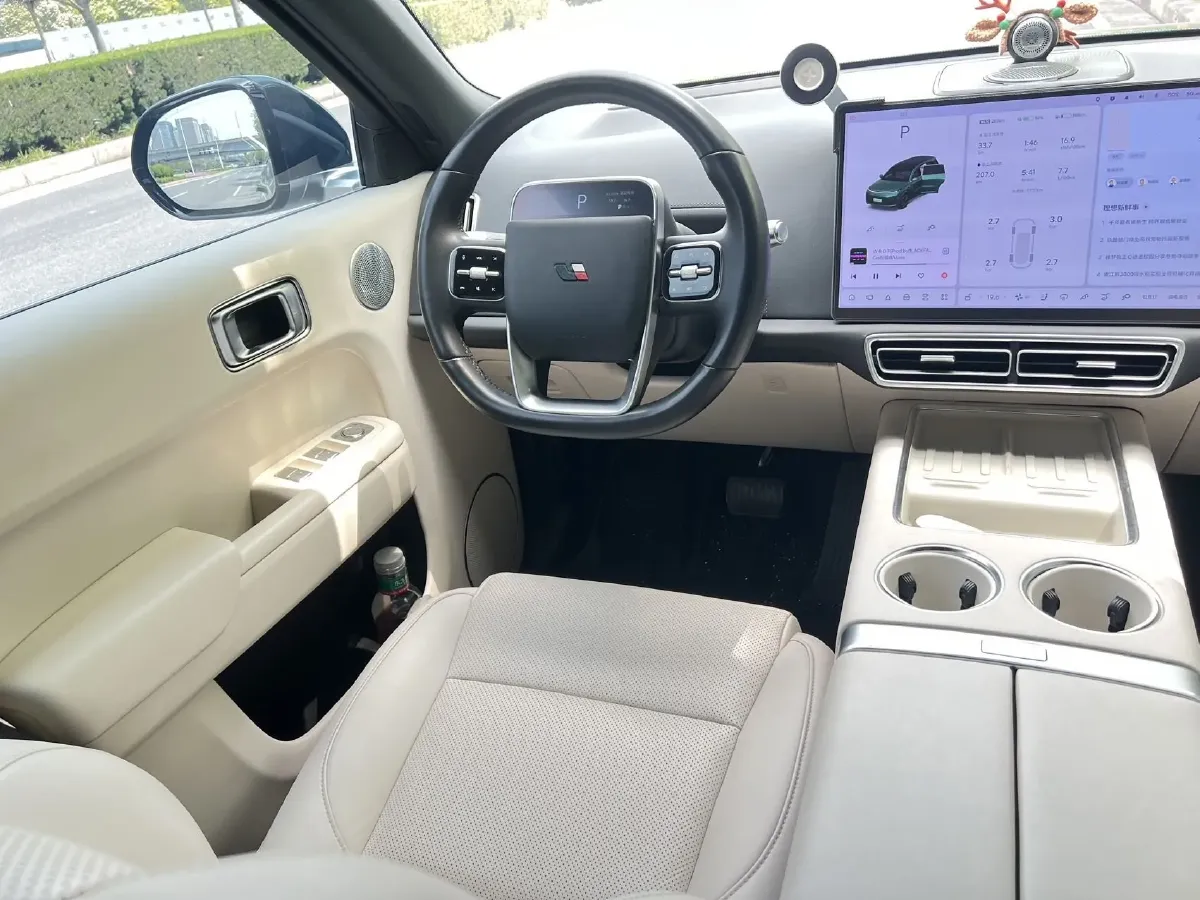 2022 Li L9 Range Extended 154HP REEV 42.6KWH,autocango,china used car exporter,china ev exporter,chinese used car exporter,chinese used ev exporter