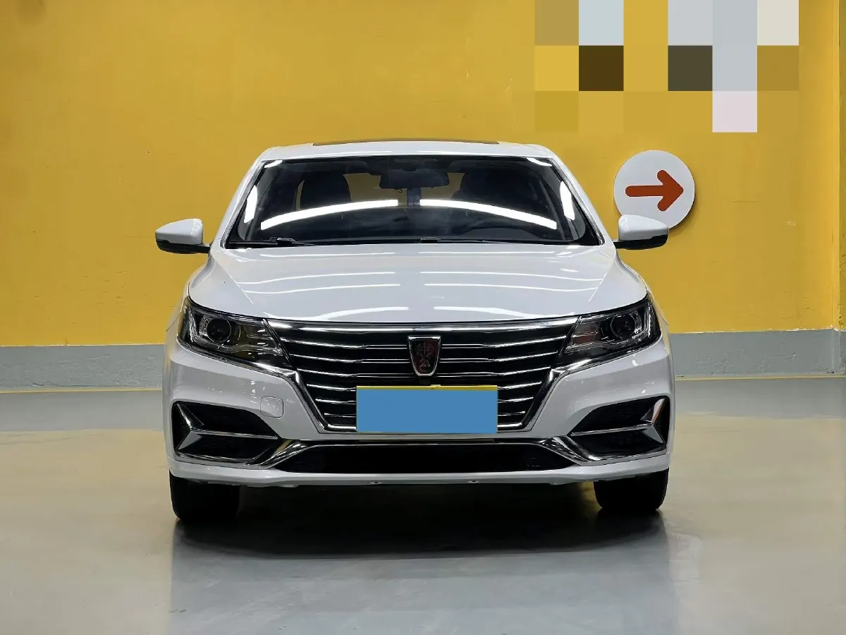 2020 Roewe i6 1.6L 125HP L4 CVT,autocango,china used car exporter,china ev exporter,chinese used car exporter,chinese used ev exporter