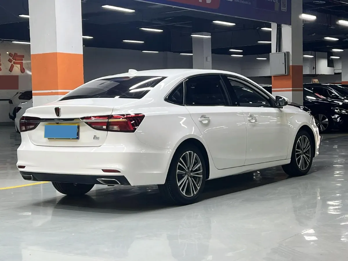 2020 Roewe i6 1.6L 125HP L4 CVT,autocango,china used car exporter,china ev exporter,chinese used car exporter,chinese used ev exporter