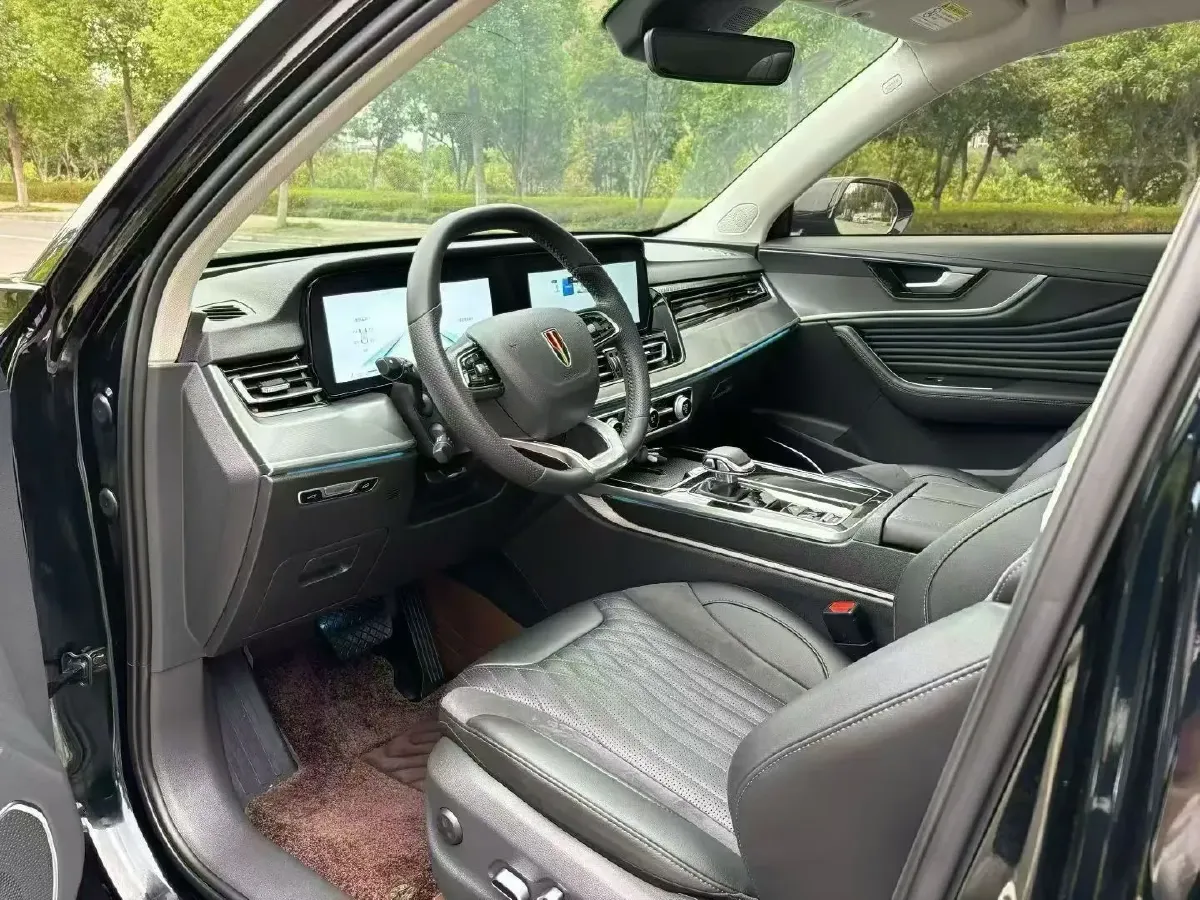 2023 HongQi HS5 2.0T 252HP L4 8AT,autocango,china used car exporter,china ev exporter,chinese used car exporter,chinese used ev exporter