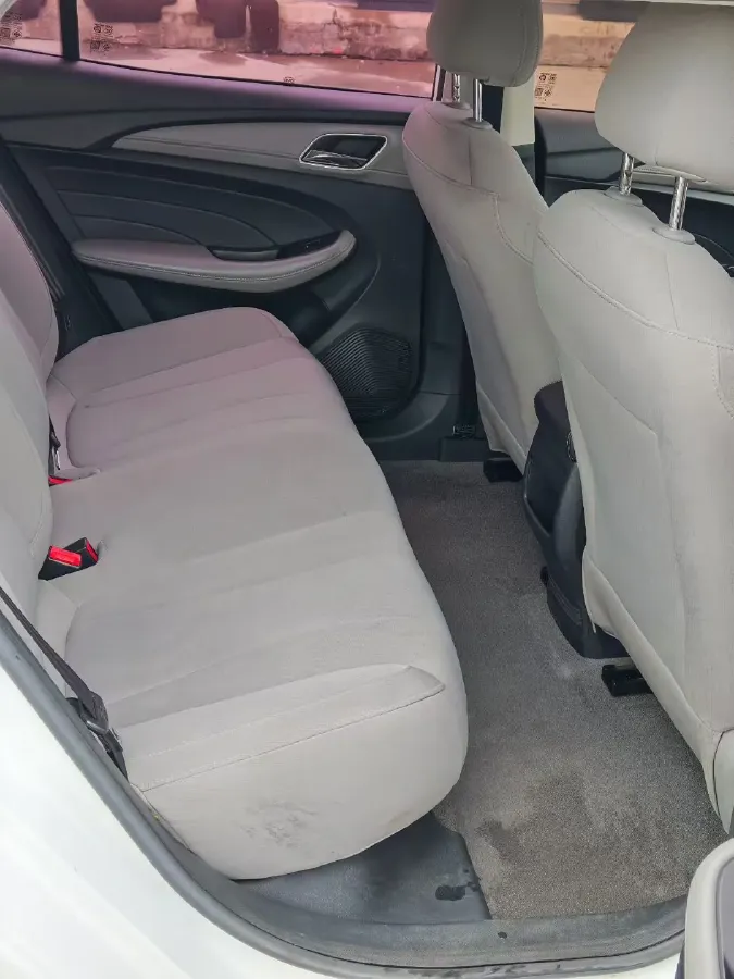 2021 Roewe Ei5 BEV 61.1KWH,autocango,china used car exporter,china ev exporter,chinese used car exporter,chinese used ev exporter