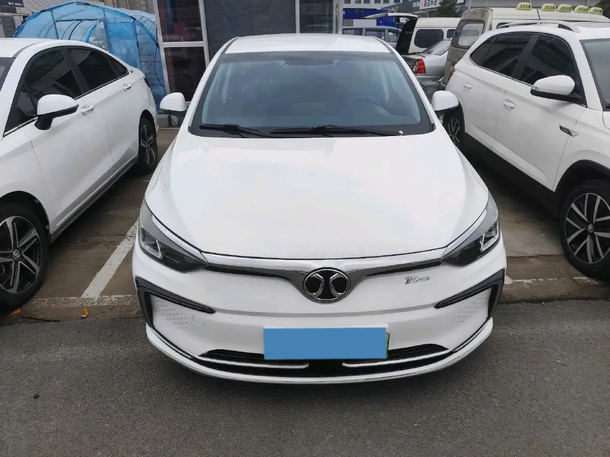2018 BeiJing Auto EU5 BEV 53.66KWH,autocango,china used car exporter,china ev exporter,chinese used car exporter,chinese used ev exporter