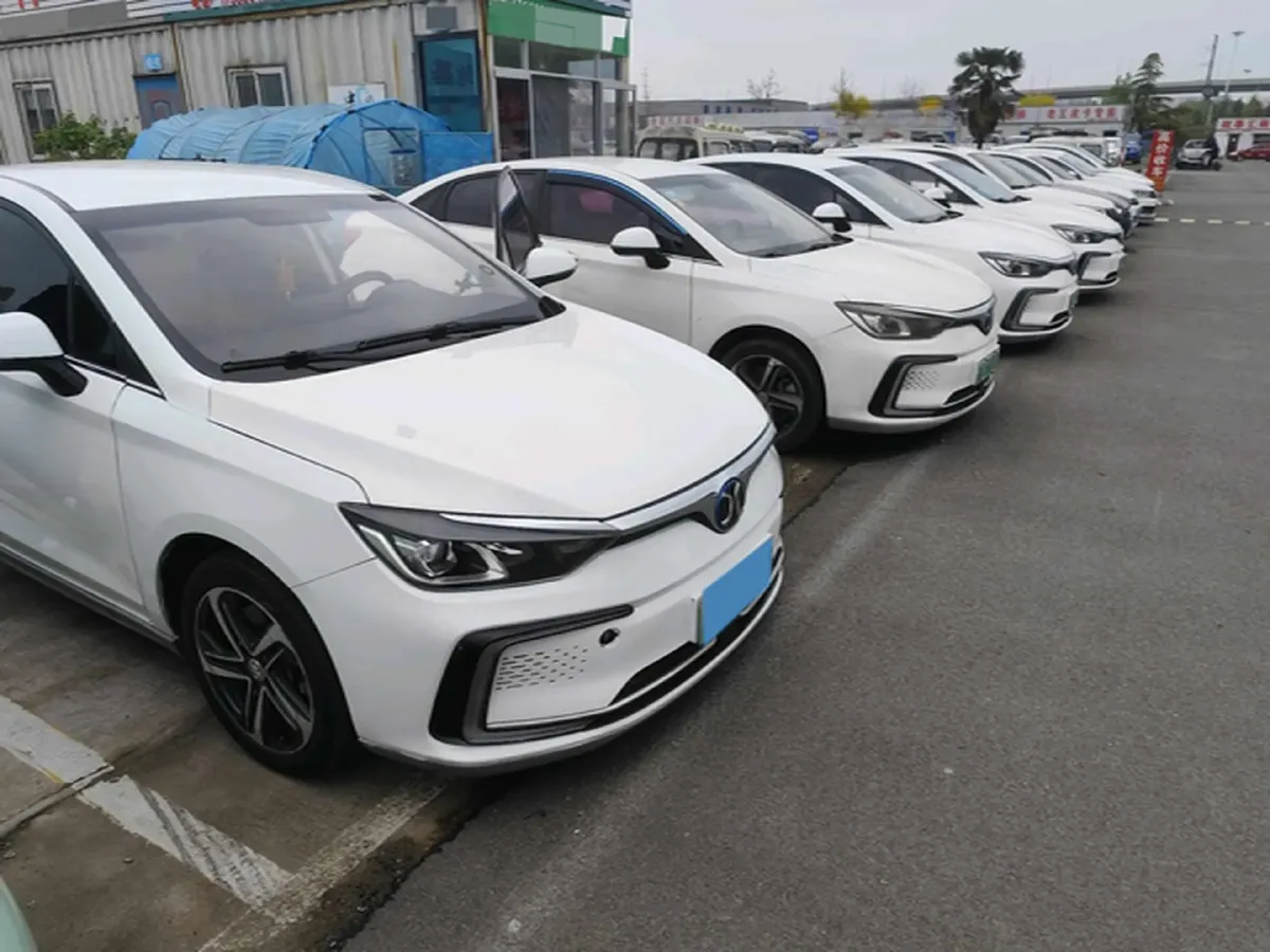 2018 BeiJing Auto EU5 BEV 53.66KWH,autocango,china used car exporter,china ev exporter,chinese used car exporter,chinese used ev exporter