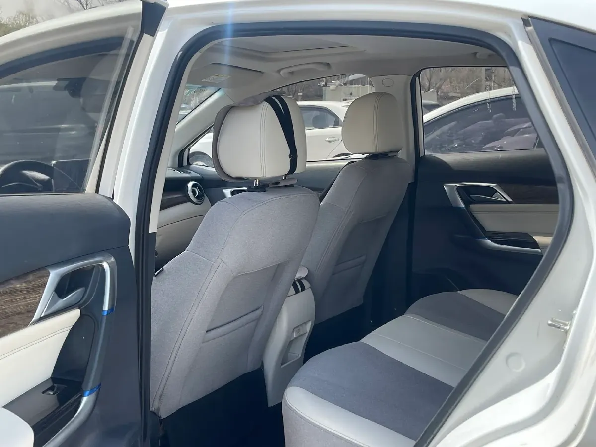 2018 BeiJing Auto EU5 BEV 53.66KWH,autocango,china used car exporter,china ev exporter,chinese used car exporter,chinese used ev exporter