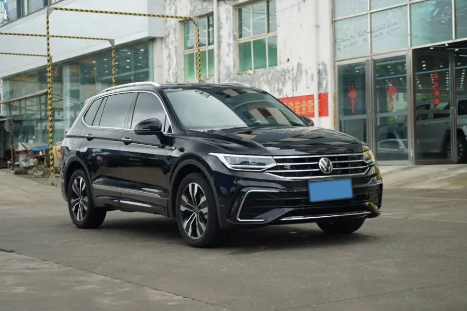 2024 Volkswagen Tiguan L 2.0T 186HP L4 7DCT,autocango,china used car exporter,china ev exporter,chinese used car exporter,chinese used ev exporter