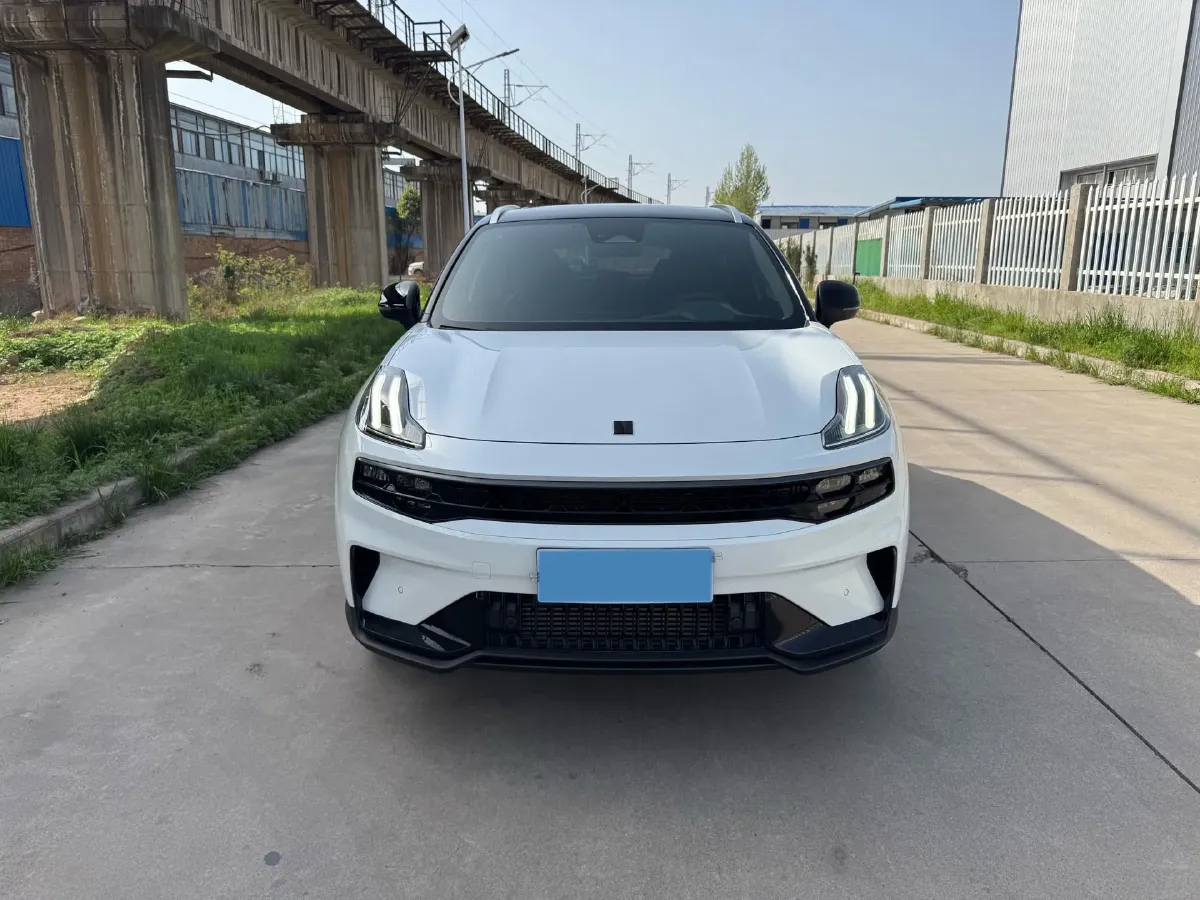 2023 LYNK&CO 06 1.5T 181HP L4 7DCT,autocango,china used car exporter,china ev exporter,chinese used car exporter,chinese used ev exporter