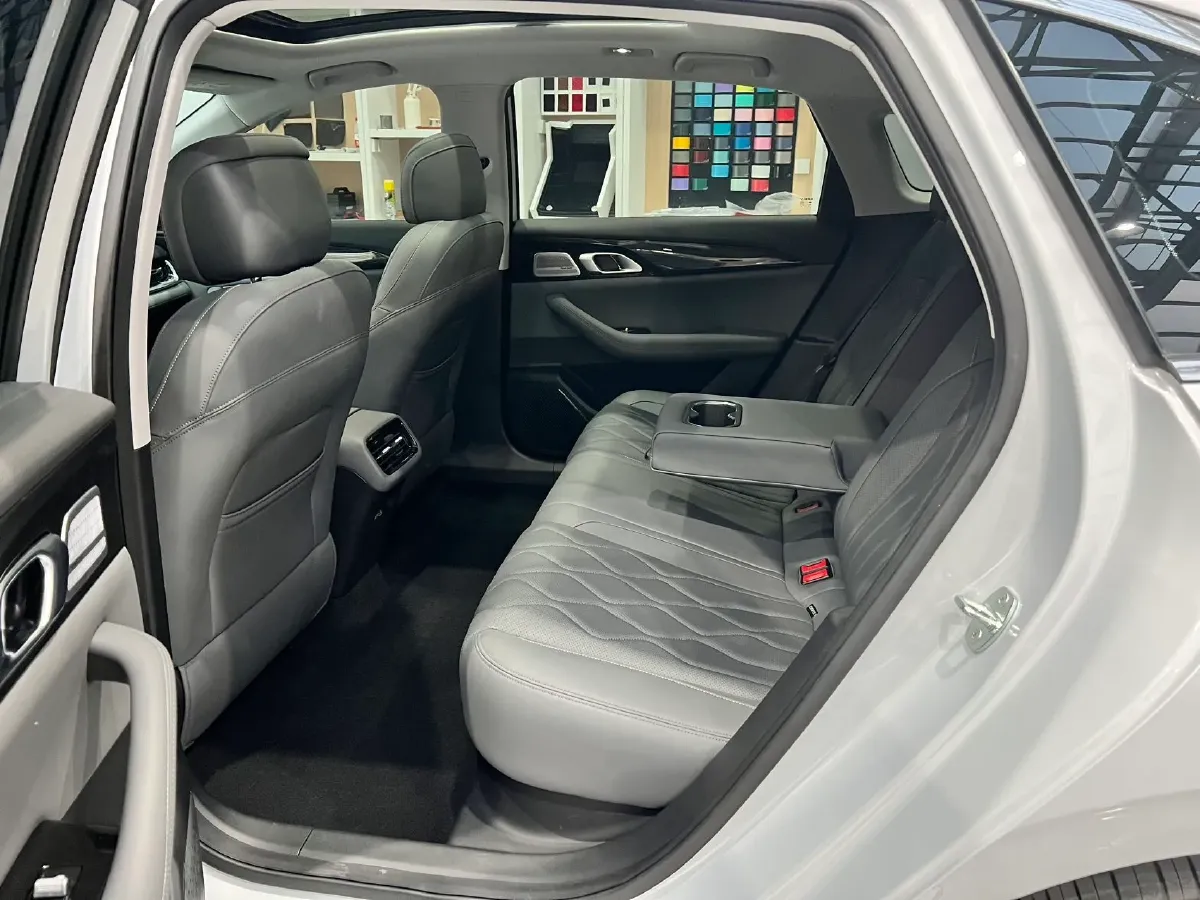 2025 Geely Galaxy A7 1.5L 112HP L4 1DHT PHEV,autocango,china used car exporter,china ev exporter,chinese used car exporter,chinese used ev exporter