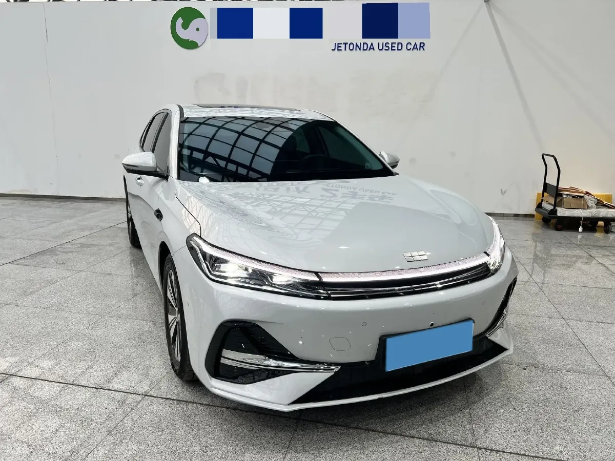 2025 Geely Galaxy A7 1.5L 112HP L4 1DHT PHEV,autocango,china used car exporter,china ev exporter,chinese used car exporter,chinese used ev exporter