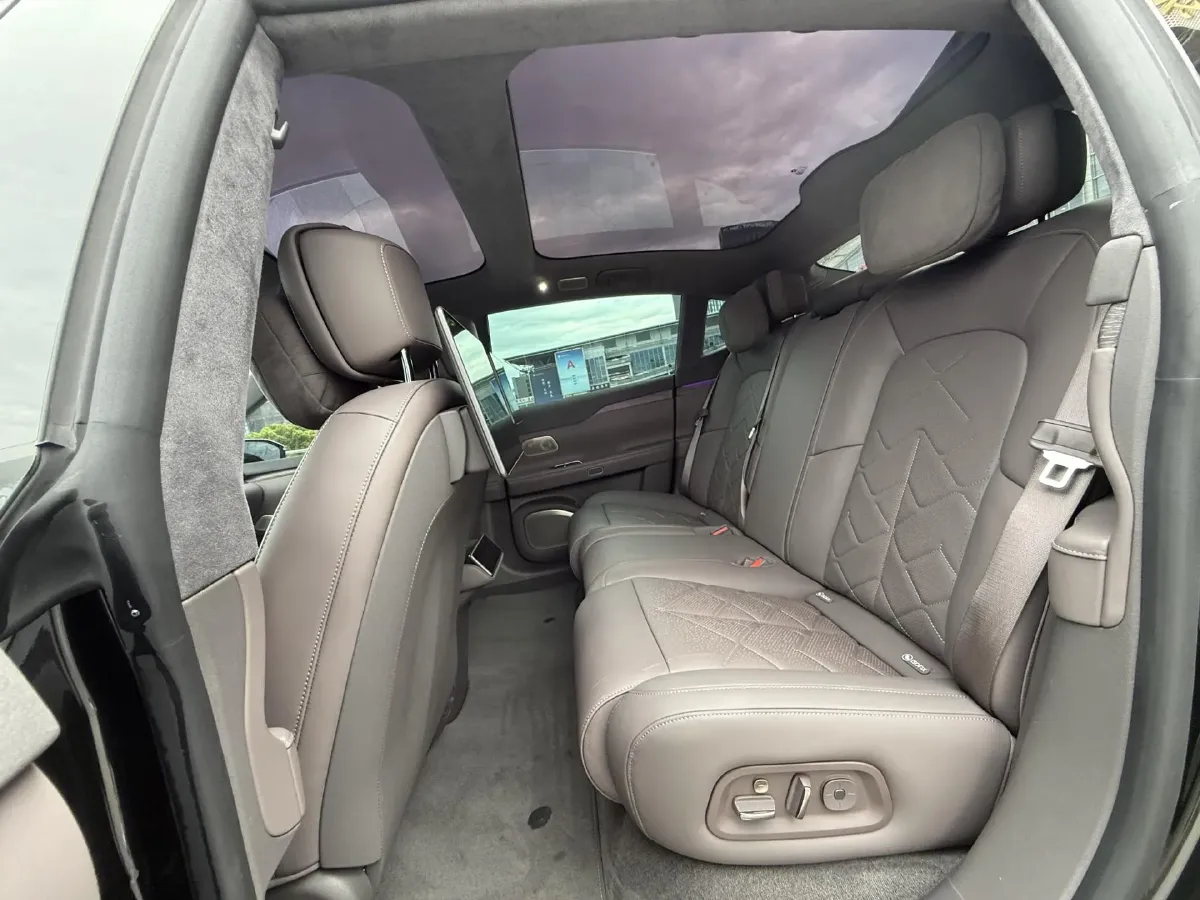 2024 NIO ET7 BEV 75KWH,autocango,china used car exporter,china ev exporter,chinese used car exporter,chinese used ev exporter