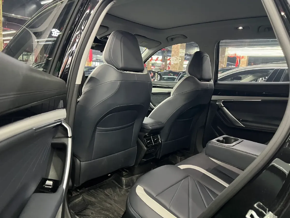 2023 Geely StarRay 1.5T 181HP L4 7DCT,autocango,china used car exporter,china ev exporter,chinese used car exporter,chinese used ev exporter