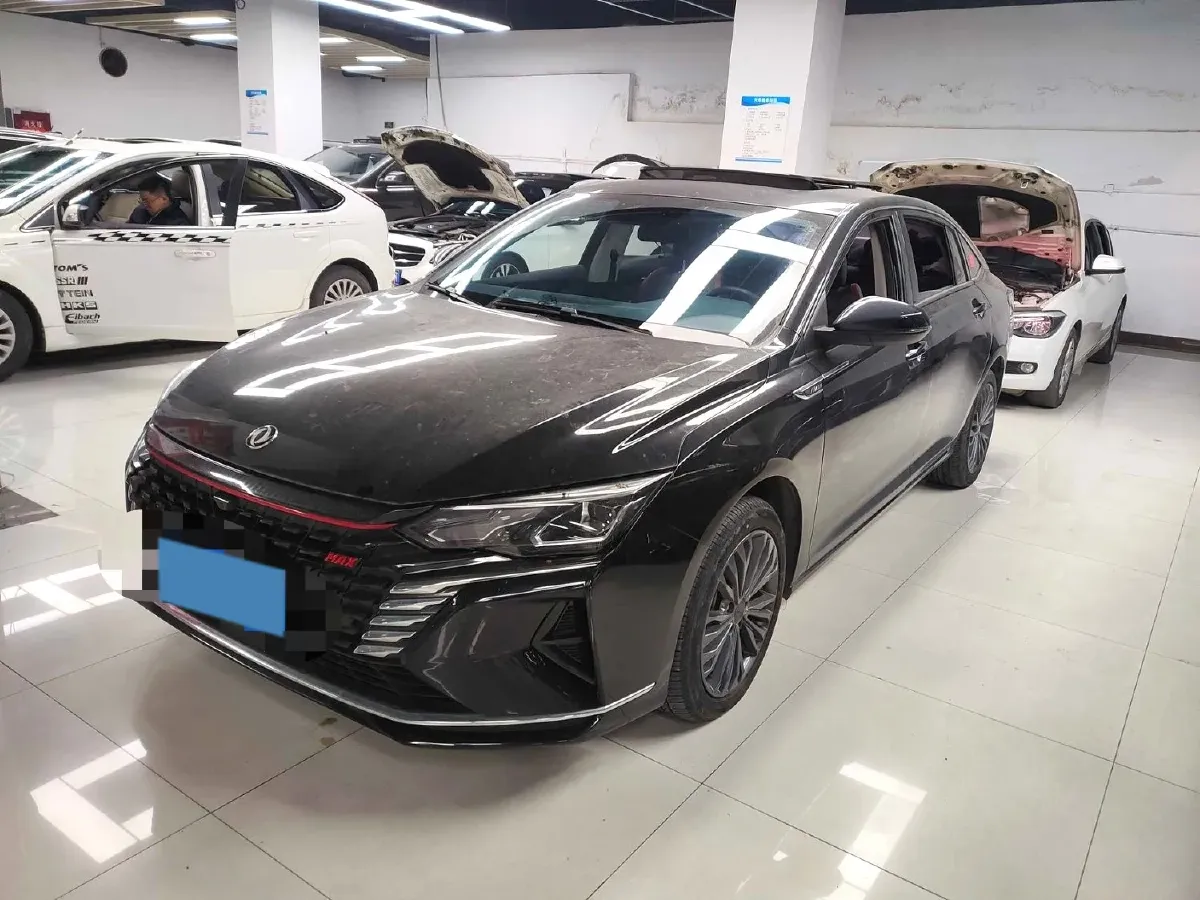 2021 DongFeng Aeolus YiXuan MAX 1.5T 190HP L4 7DCT,autocango,china used car exporter,china ev exporter,chinese used car exporter,chinese used ev exporter