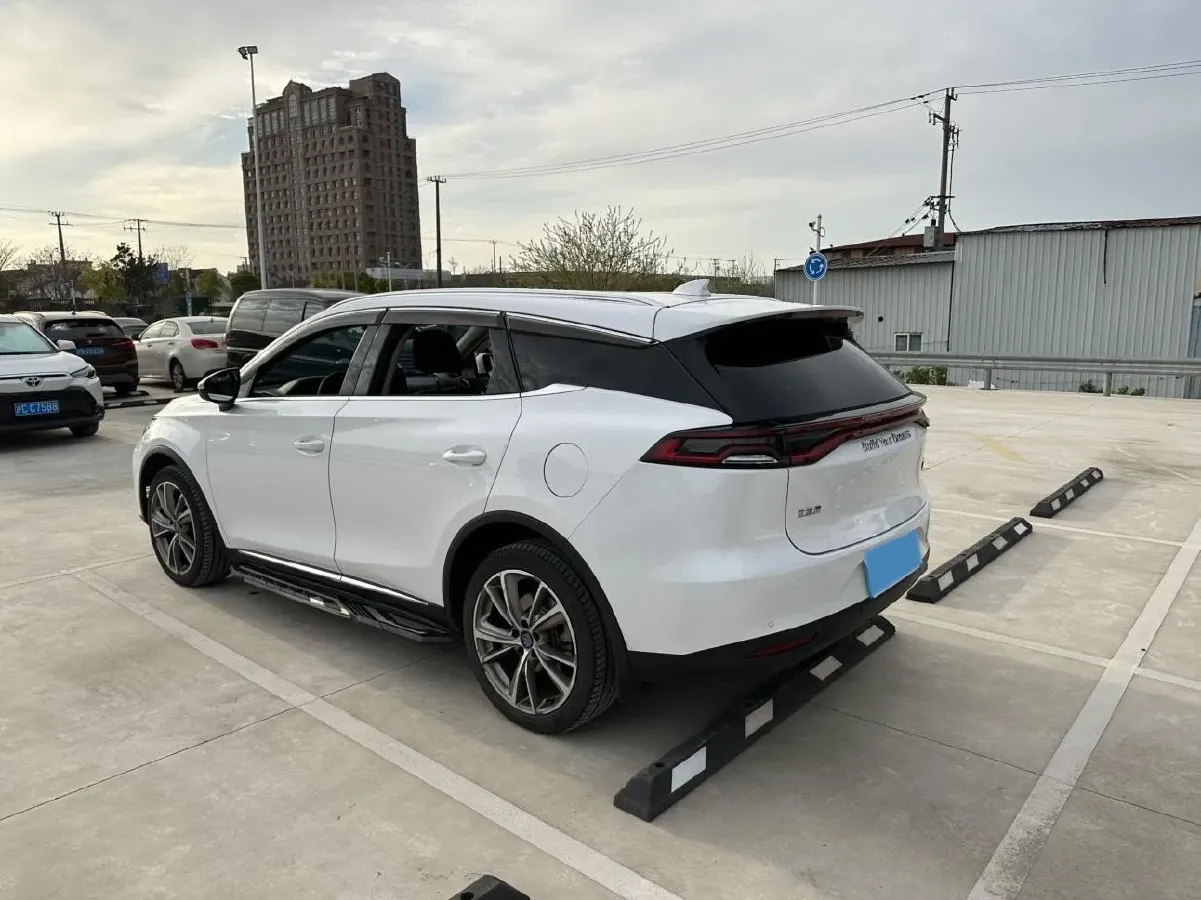 2020 DS 7 1.6T 180HP L4 8AT,autocango,china used car exporter,china ev exporter,chinese used car exporter,chinese used ev exporter