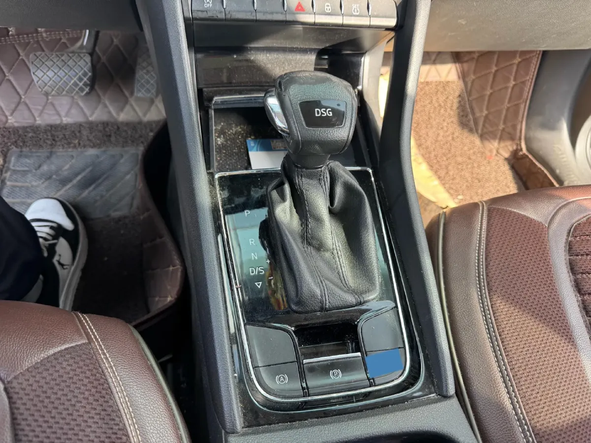 2018 Skoda Kodiak 1.8T 180HP L4 7DCT,autocango,china used car exporter,china ev exporter,chinese used car exporter,chinese used ev exporter