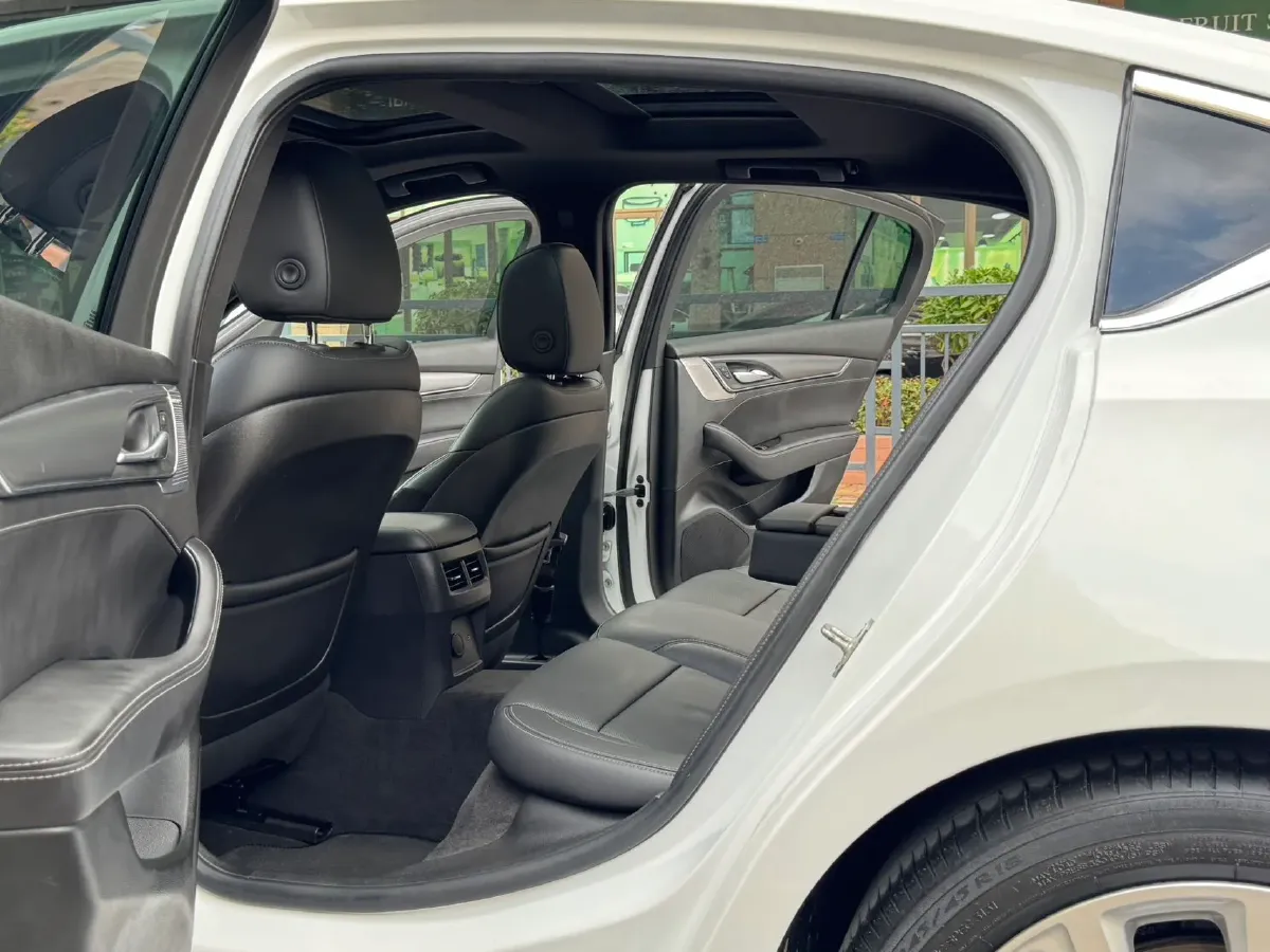 2020 Cadillac CT5 2.0T 237HP L4 10AT,autocango,china used car exporter,china ev exporter,chinese used car exporter,chinese used ev exporter