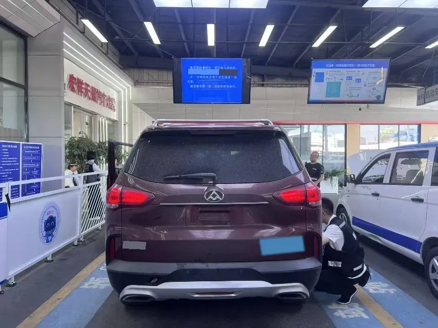 2017 MAXUS D90 2.0T 224HP L4 6AT,autocango,china used car exporter,china ev exporter,chinese used car exporter,chinese used ev exporter