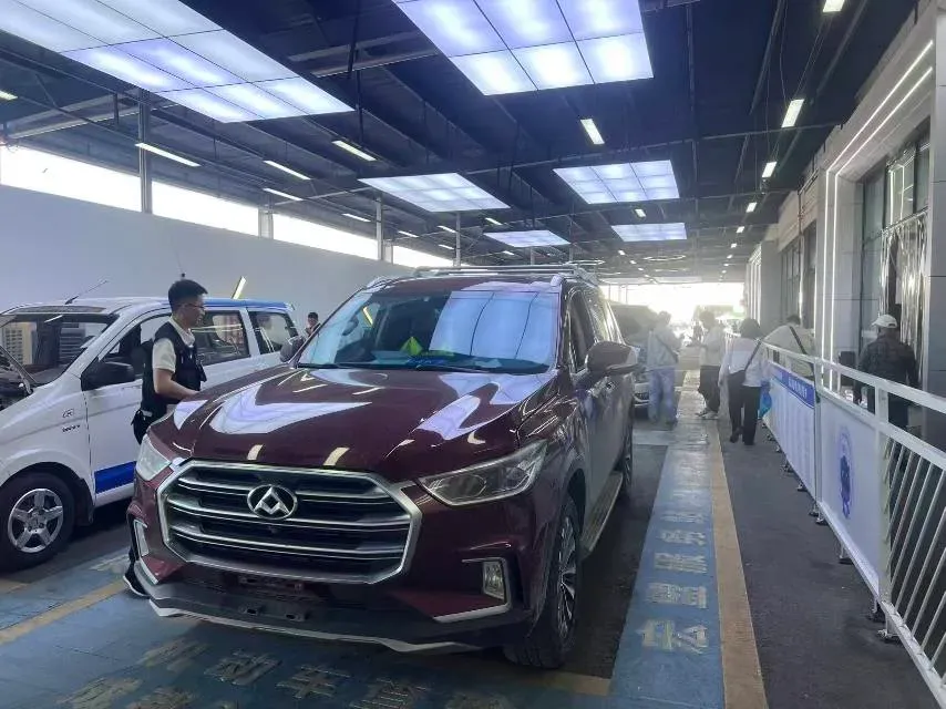 2017 MAXUS D90 2.0T 224HP L4 6AT,autocango,china used car exporter,china ev exporter,chinese used car exporter,chinese used ev exporter