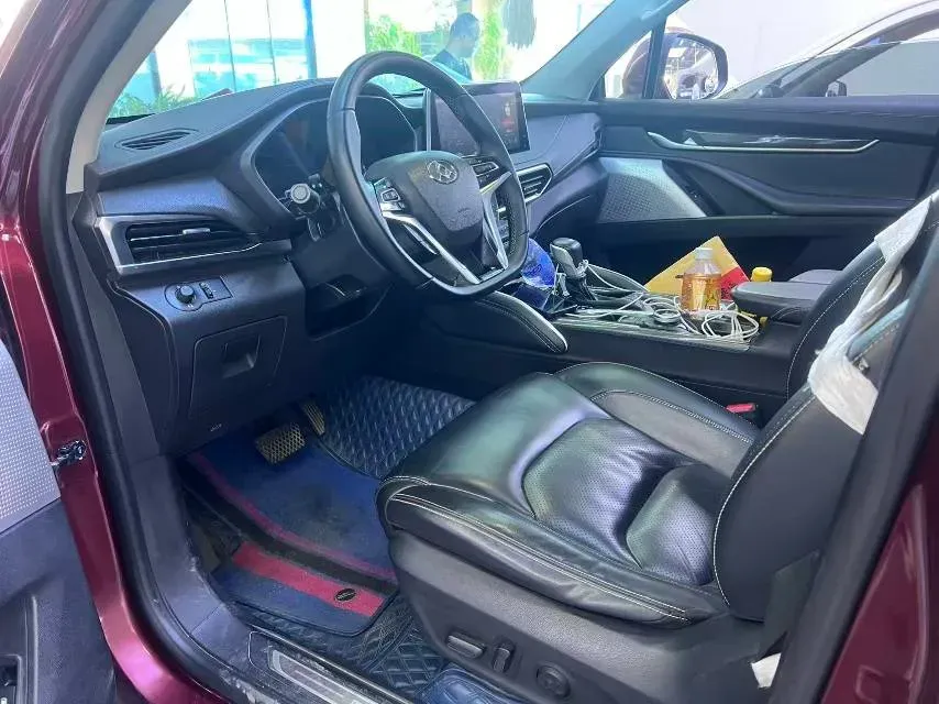 2017 MAXUS D90 2.0T 224HP L4 6AT,autocango,china used car exporter,china ev exporter,chinese used car exporter,chinese used ev exporter